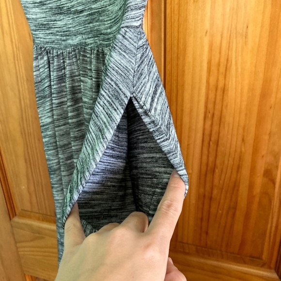 Women’s size XS Apt 9 gray short-sleeved soft and comfy dress with pockets - Picture 3 of 6